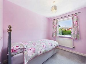 Bedroom- click for photo gallery